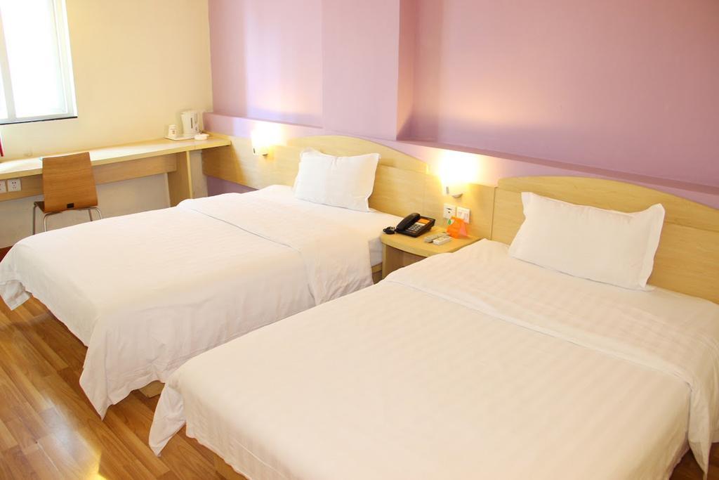 7Days Inn Lhasa Jokhang Branch Extérieur photo