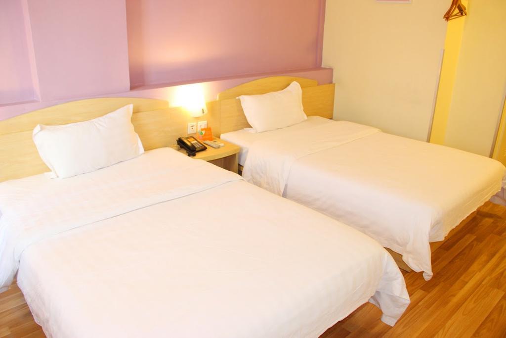 7Days Inn Lhasa Jokhang Branch Extérieur photo
