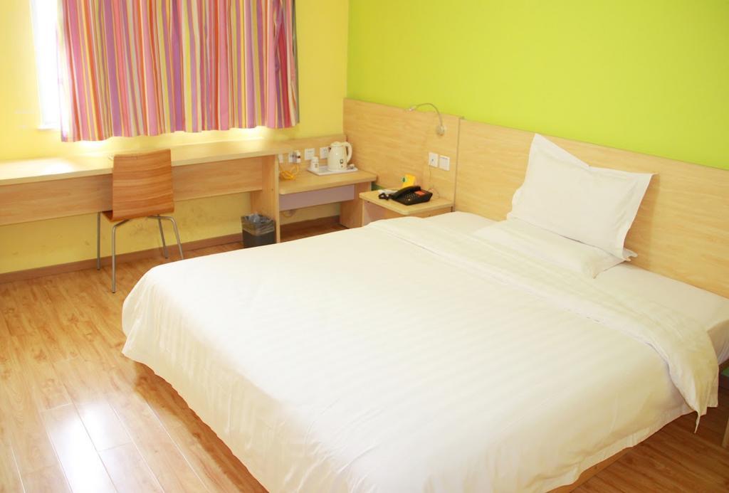 7Days Inn Lhasa Jokhang Branch Extérieur photo